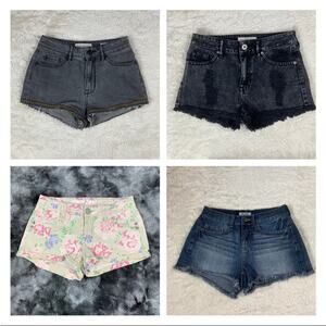 Clearance bundle lot of 4 denim shorts, size 3 - Bullhead, mudd, mossimo